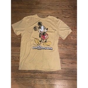 Walt Disney World Retro Style Mickey Mouse Medium T-Shirt